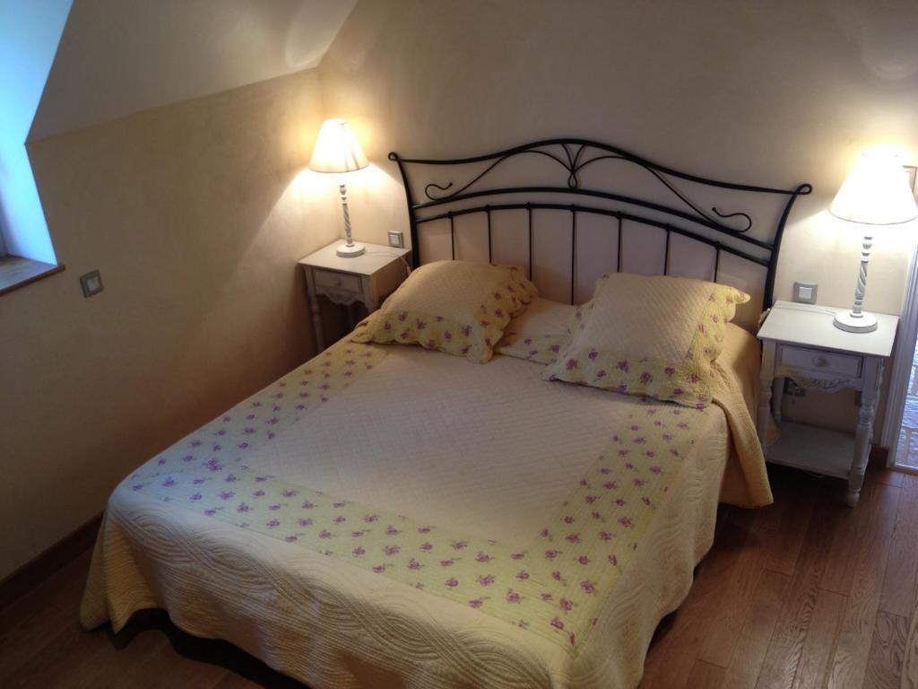 Le Troubadour A Hotel